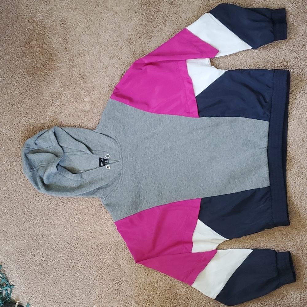 Colorblock grey hooded sweatshirt
